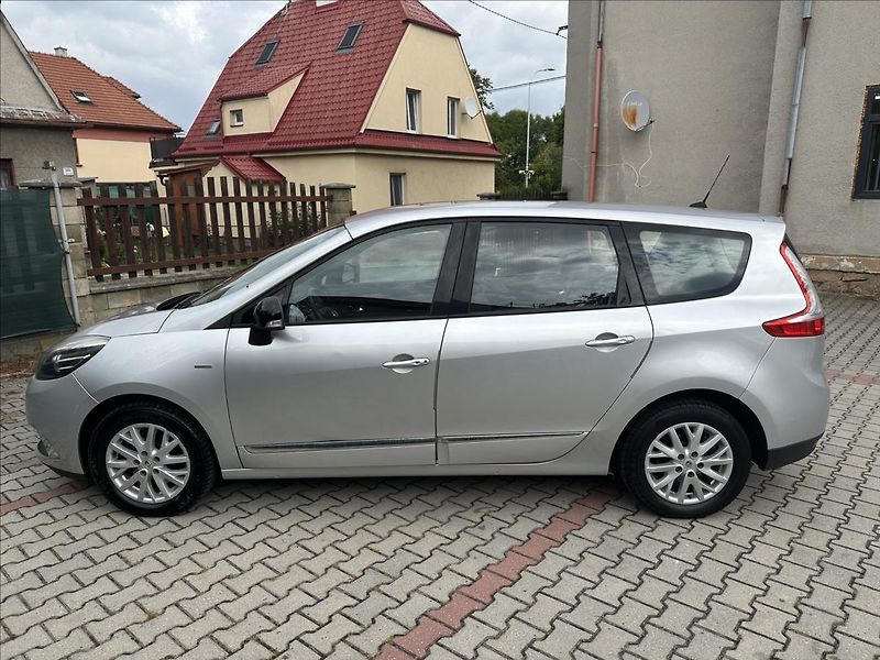 Renault Grand Scénic 1,6 dCI 7.MÍST - fotka 8 z 28