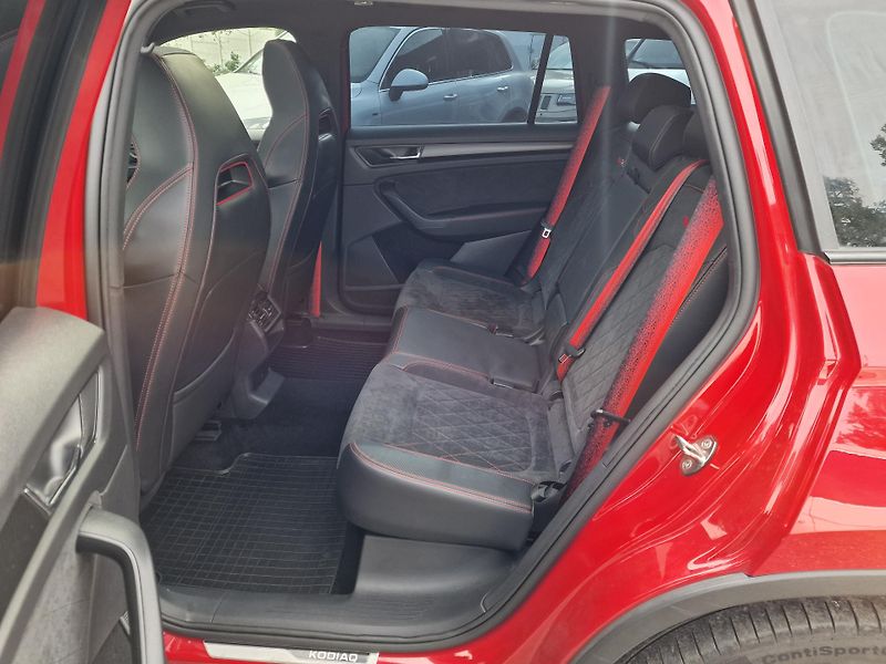 Škoda Kodiaq RS 2,0TDI 176KW 4x4 - fotka 8 z 28