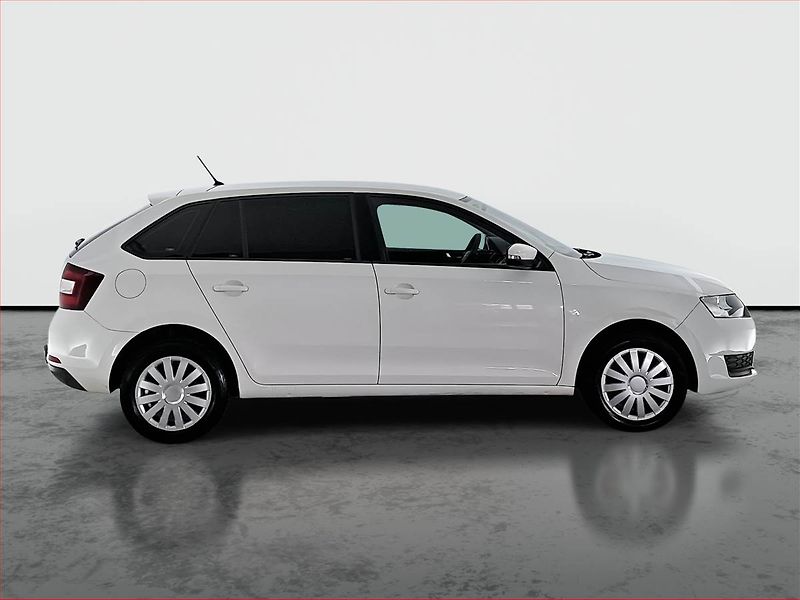 Škoda Rapid (2018) Spaceback 1.0 TSI - fotka 6 z 14