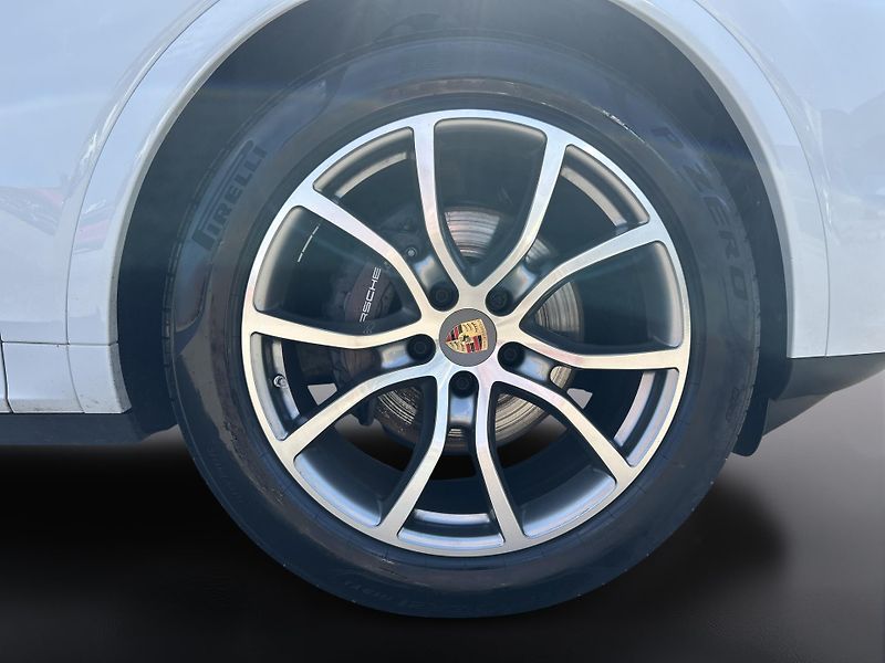 Porsche Cayenne Coupe - fotka 14 z 30