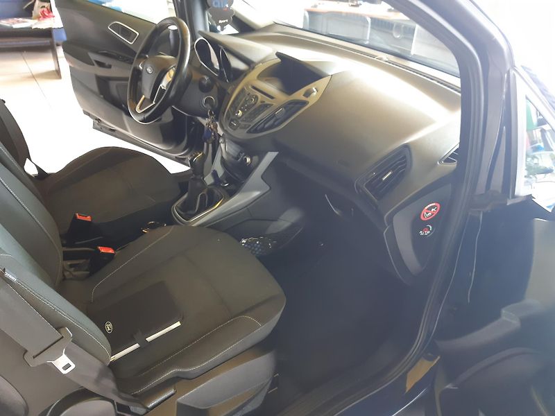 Ford B-MAX 1.5 TDCI KLIMA - fotka 11 z 18