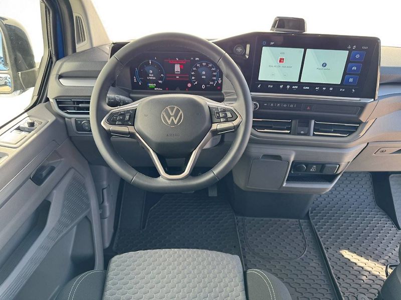 Volkswagen Caravelle (2026) 17kWh Life DR 2,5TSI - fotka 6 z 23