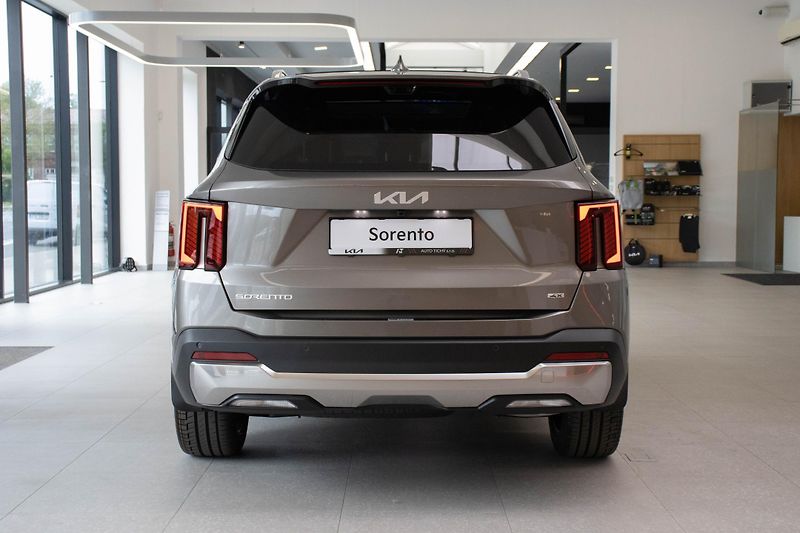 Kia Sorento 2,2 CRDi 4x4 8DCT TOP  - fotka 5 z 20