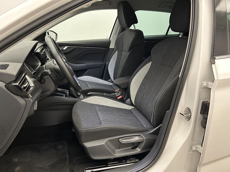 Škoda Scala 1.0 TSI Style Comfort - fotka 7 z 23