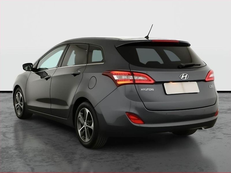 Hyundai i30 (2016) 1.6 GDI, Tempomat - fotka 4 z 14