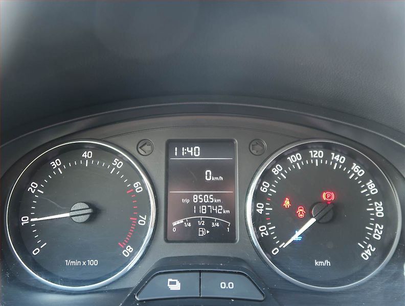 Škoda Rapid (2012) Ambition 1.2 TSI, Serv.kniha - fotka 11 z 13