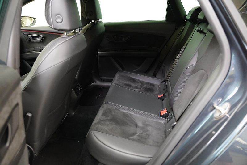 Seat Leon - fotka 25 z 26