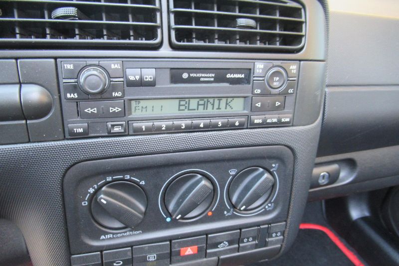 Volkswagen Golf 3,5 1.9 TDi KLIMA EL.STŘECHA - fotka 13 z 15
