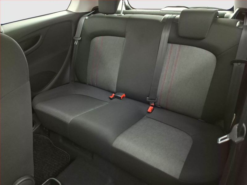 Fiat Punto (2013) 1.2, po STK, jezdí dobře - fotka 10 z 16
