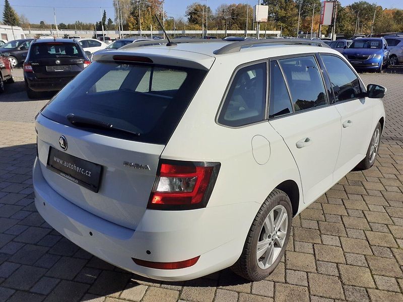 Škoda Fabia (2019) KOMBI 1.0 MPI ČR - fotka 4 z 26