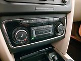 Škoda Superb (2015) Elegance 2.0 TDI, Tempomat - náhled 16