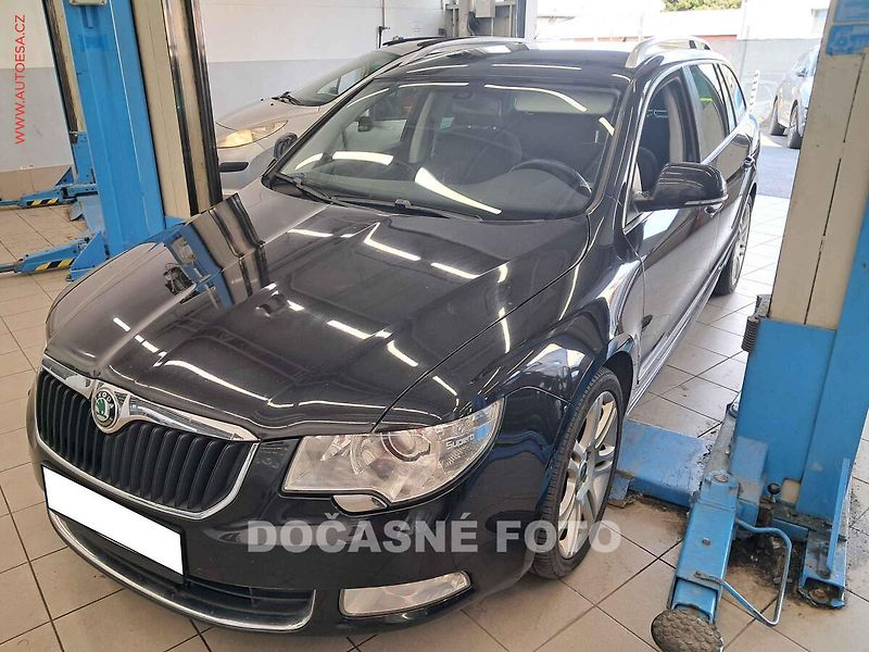 Škoda Superb (2011) 2.0 TDI, servis.kniha, AT - fotka 1 z 3