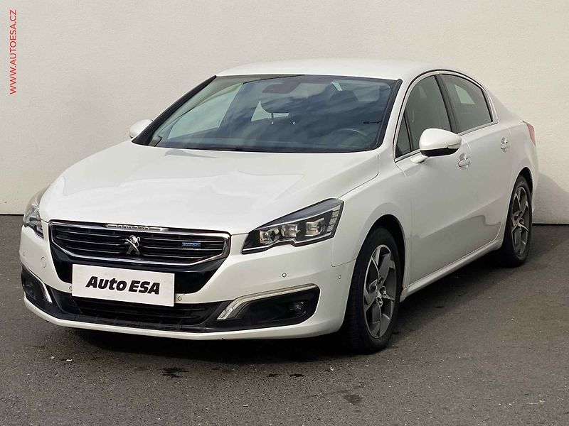 Peugeot 508 (2014) 2.0 HDi, Allure, AT, LED, TZ - fotka 3 z 18
