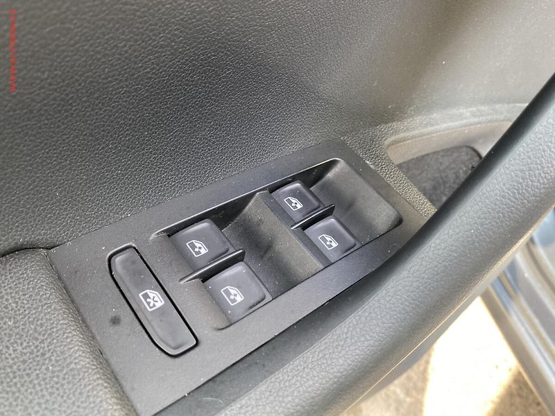 Škoda Octavia (2018) 2.0 TDi, RS, DSG, LED, TZ - fotka 13 z 18