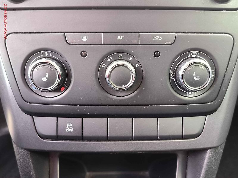 Škoda Yeti (2012) 1.2 TSi, Active, park. čidla - fotka 12 z 15