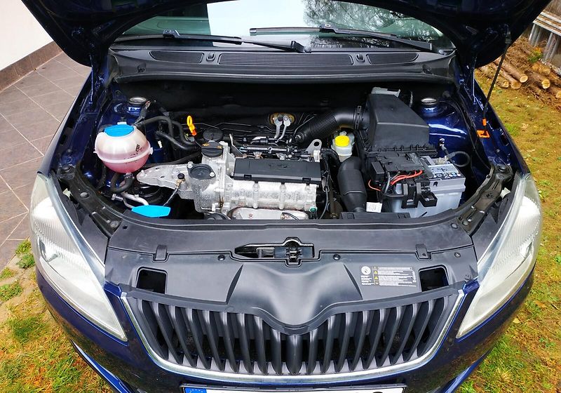 Škoda Fabia 1.2 /51kW.....74790 km  ČR - fotka 8 z 49