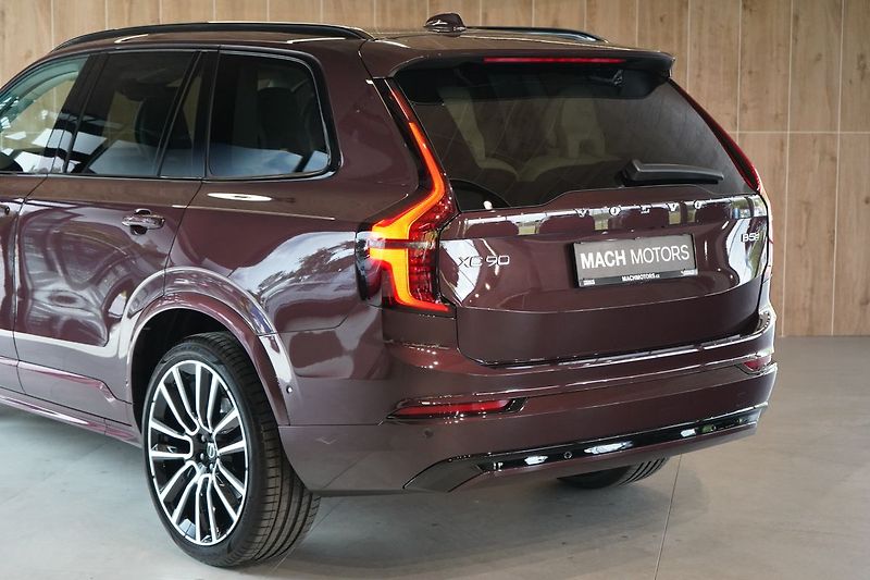 Volvo XC90 B5 PLUS Dark, Vzduch, 360° - fotka 15 z 53