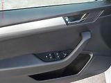 Škoda Superb (2017) 2.0 TDi, 2.maj,ČR, Bixen - náhled 17