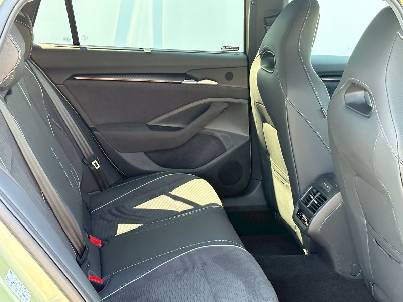 Škoda Superb (2025) Combi DSG 2.0 TDI / 110 kW / S - fotka 19 z 28