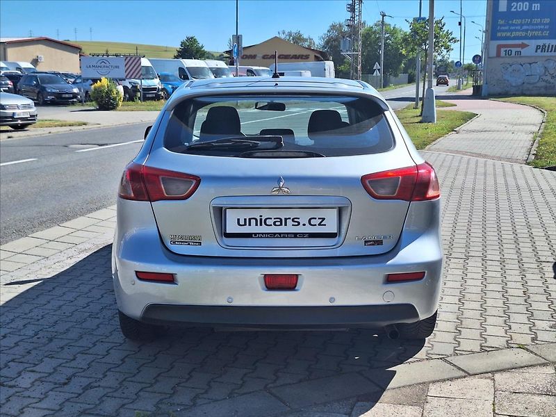 Mitsubishi Lancer 1,6   poctivý komplet servis - fotka 5 z 16