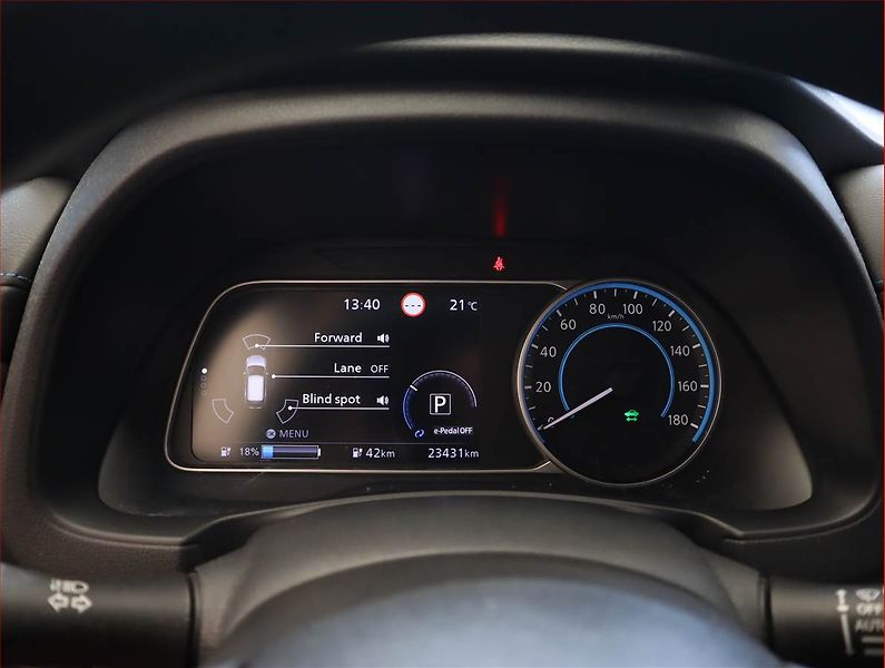 Nissan Leaf (2019) 40 kWh, SoH 91%, Automat - fotka 11 z 20