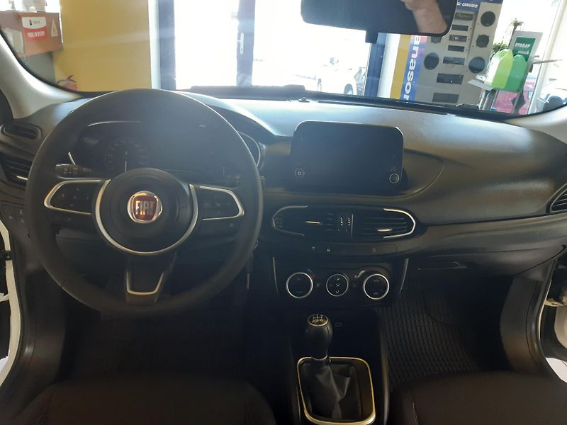 Fiat Tipo 1.3MultiJet DIGIKLIMA LED NAVI - fotka 9 z 26