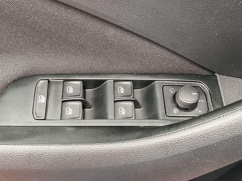 Škoda Kamiq (2022) 1.0 TSI Monte Carlo - fotka 11 z 36