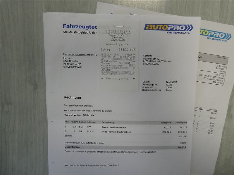 Volkswagen Golf 1,2 TSi 81kW 2x kola, serviska - fotka 51 z 54