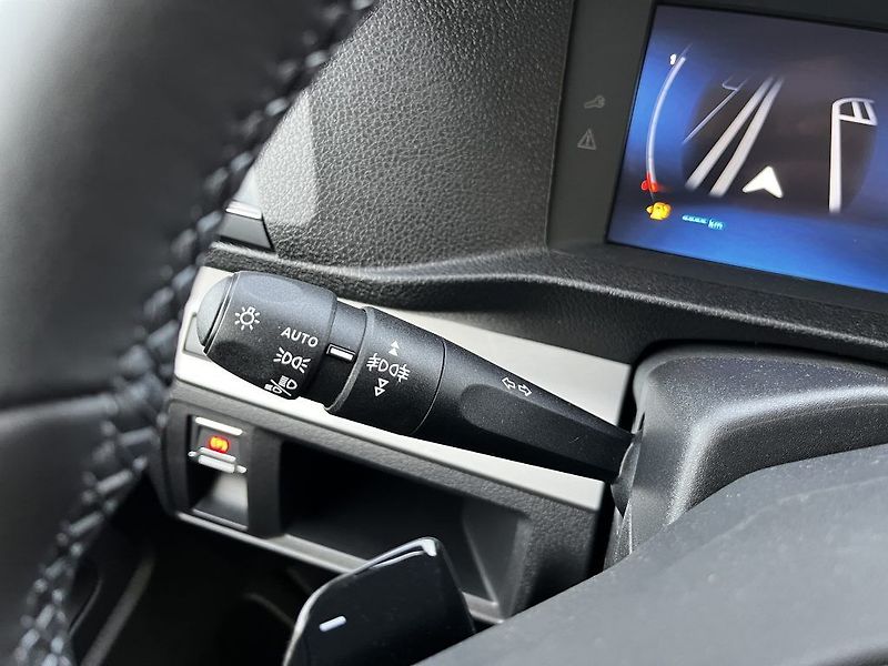 Toyota ProAce Verso 2.0D 8AT Family ODBĚR 1/2027 - fotka 26 z 31