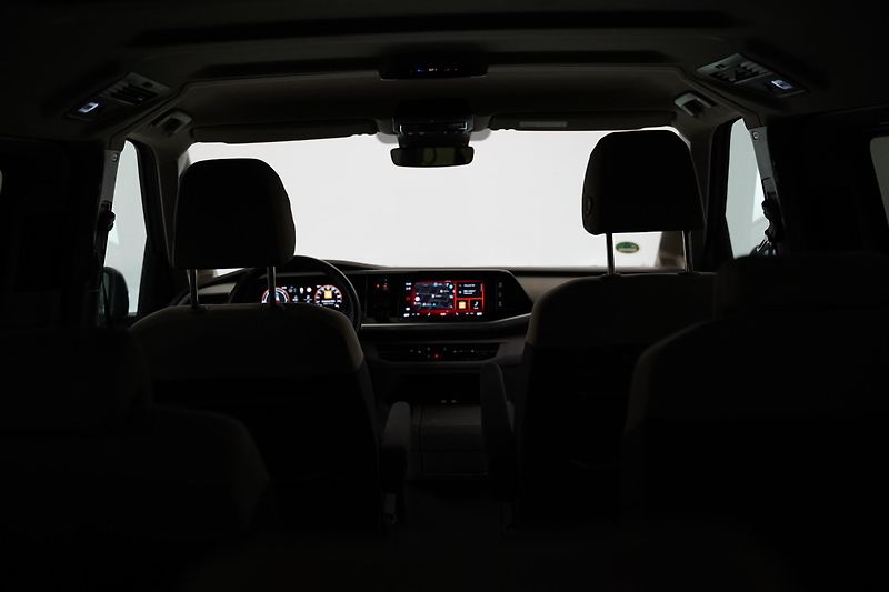 Volkswagen Multivan - fotka 25 z 28