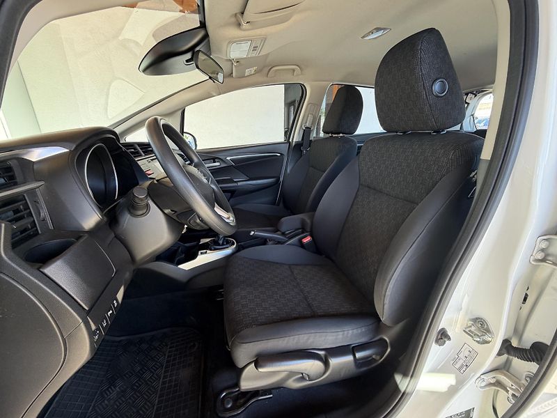 Honda Jazz 1.3 i-VTEC Comfort - fotka 20 z 22