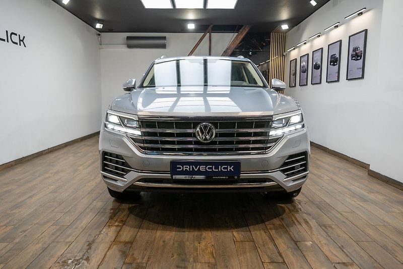 Volkswagen Touareg 3.0 TDI 210 kW 4Motion - fotka 2 z 38