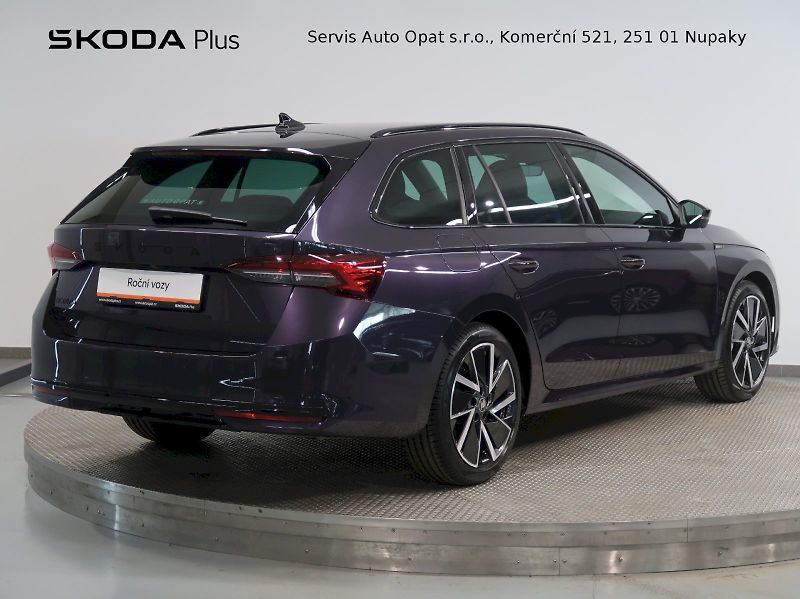 Škoda Octavia (2025) SPORTLINE 1.5TSI 110KW CANTON - fotka 2 z 41