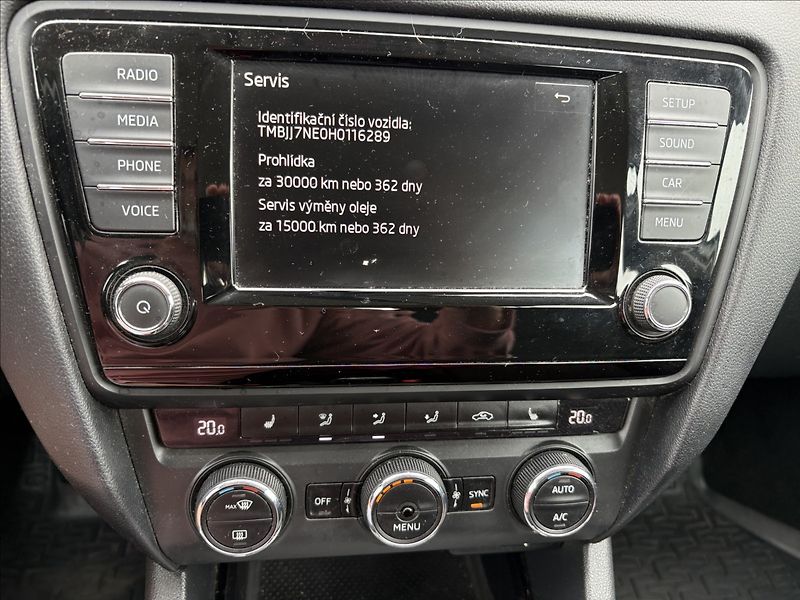 Škoda Octavia 2,0 TDI 110 KW MANUAL STYLE CZ - fotka 14 z 24