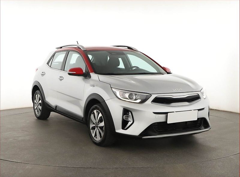 Kia Stonic (2023) Exclusive 1.0 T-GDI, EXCLUSIVE - fotografie inzerátu