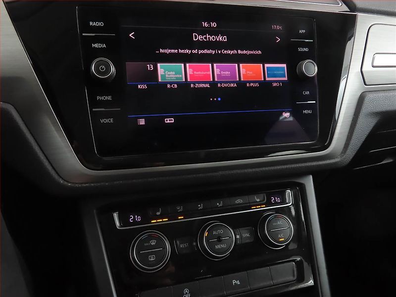 Volkswagen Touran (2018) Comfortline 2.0 TDI, ČR,1.maj - fotka 12 z 15