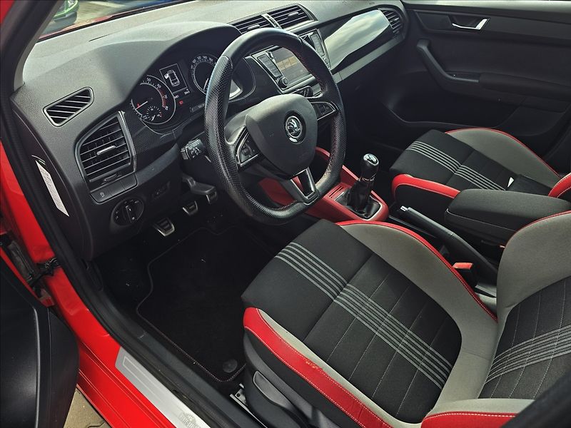 Škoda Fabia III 1,2TSi 81KW Monte Carlo - fotka 11 z 44