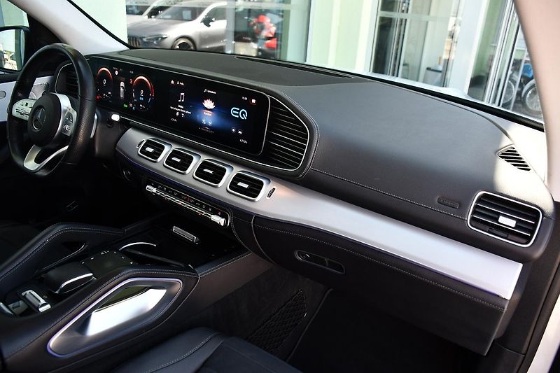 Mercedes-Benz GLE 350DE 4MATIC - fotka 17 z 42