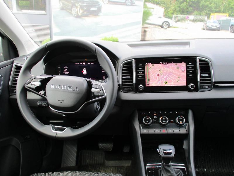Škoda Karoq Top Selection 1,5 TSI/110 kW D - fotka 15 z 18