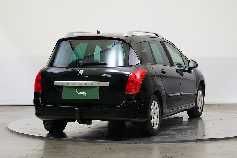 Peugeot 308 - fotka 2 z 23