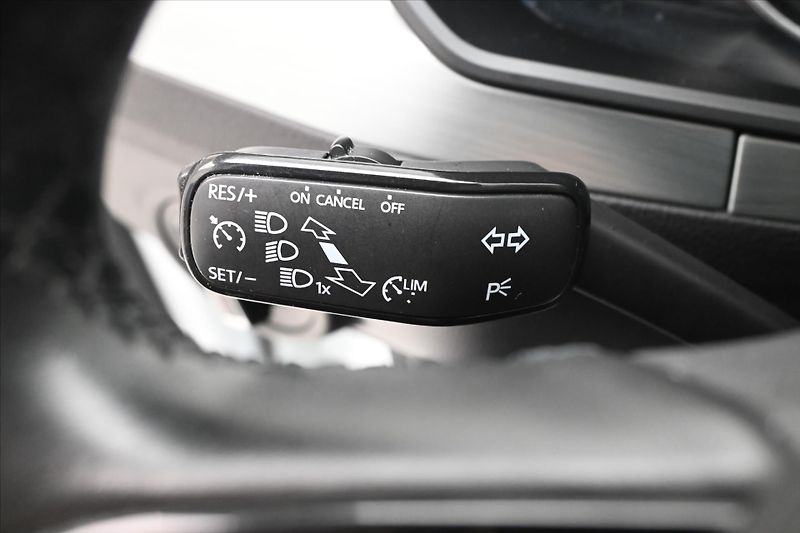 Škoda Superb 1,6 TDI 88 kW NAVI Ambition Zá - fotka 22 z 29