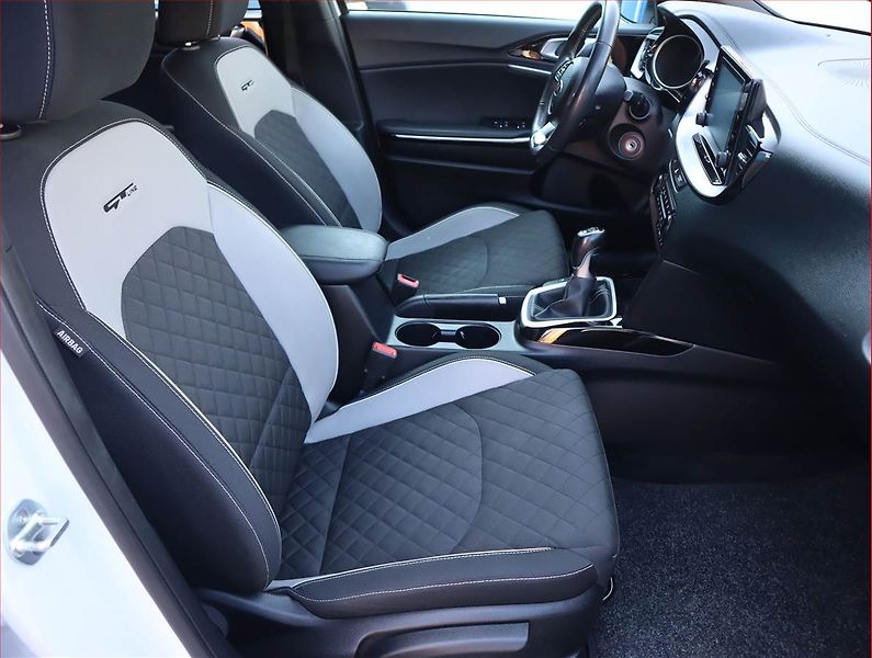 Kia Ceed (2020) GT Line 1.6 CRDi, Serv.kniha - fotka 9 z 19