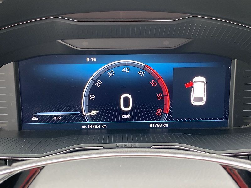 Škoda Superb (2021) Combi 2.0 TDI 4x4 DSG Sportlin - fotka 10 z 40