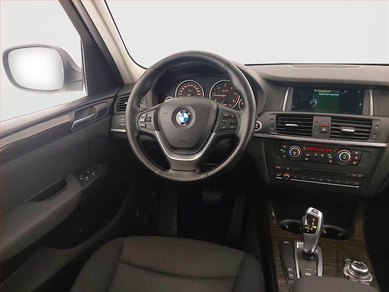 BMW X3 (2012) xDrive20d, 4X4, Automat - fotka 7 z 22