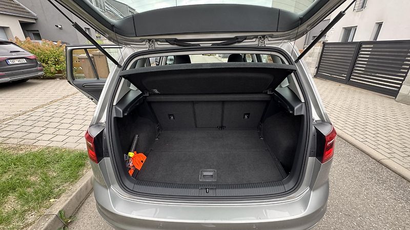 Volkswagen Golf Sportsvan (2015) Highline - fotka 11 z 12