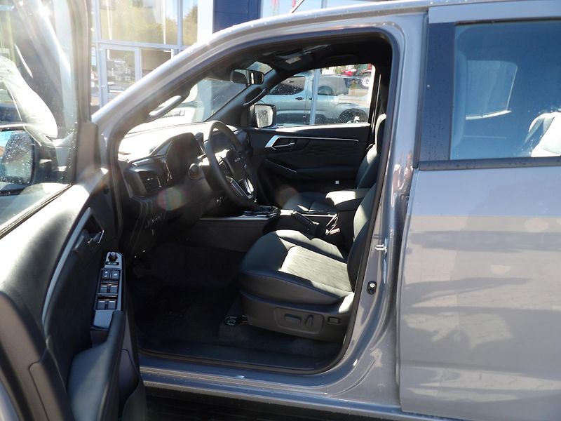 Isuzu D-Max (2026) LSE 2.2L 163K 4x4 8st. A/T - fotka 12 z 46