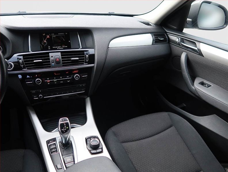 BMW X4 (2014) xDrive30d, 4X4, Automat - fotka 8 z 21