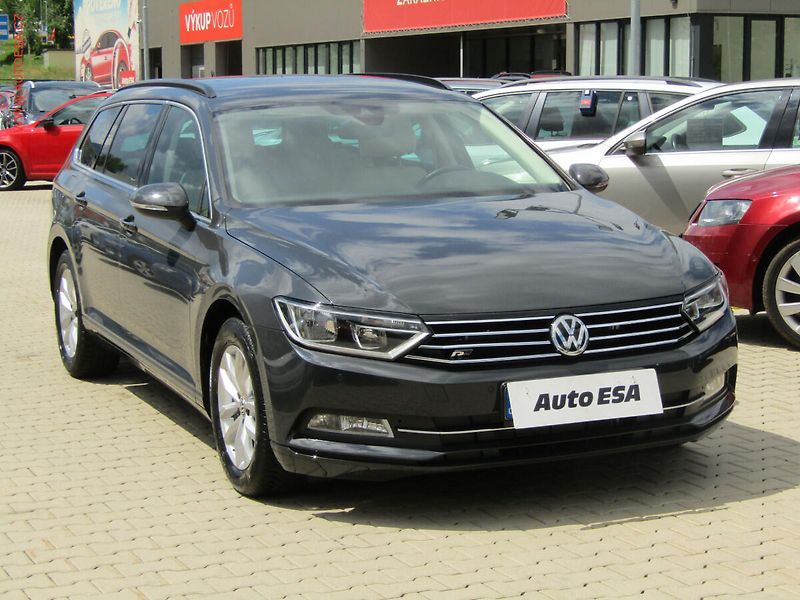 Volkswagen Passat (2018) 1.4TSi, DSG, výhřev sed. - fotografie inzerátu