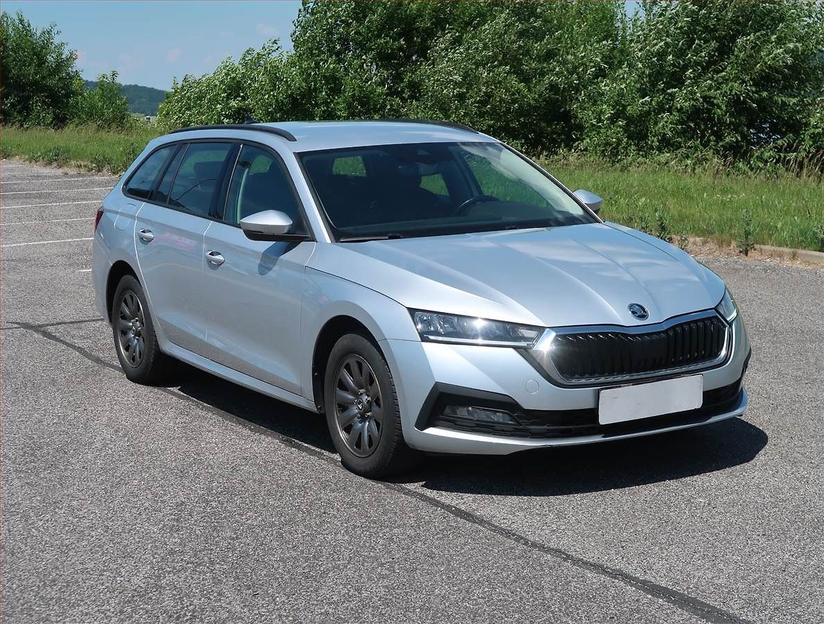 Škoda Octavia Ambition 2.0 TDI, ČR,1.maj