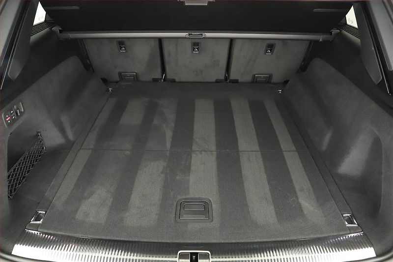 Audi Q7 (2026) 50 TDI, Vzduch, Head Up - fotka 10 z 20